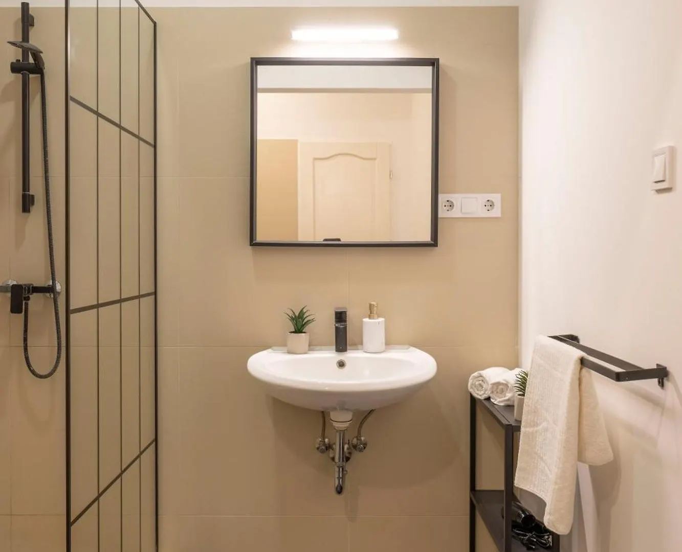 Exclusive Central Grand Residence In The Heart Of Budapest Ungarn